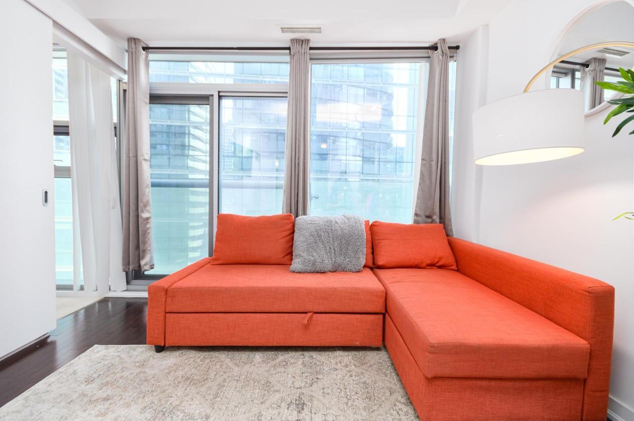 Downtown Toronto Condo Mins From Scotiabank Arena, Tiff, Cn Tower, Union, Mtcc Экстерьер фото