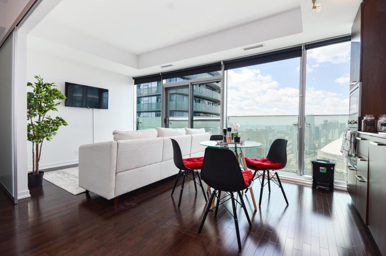 Downtown Toronto Condo Mins From Scotiabank Arena, Tiff, Cn Tower, Union, Mtcc Экстерьер фото